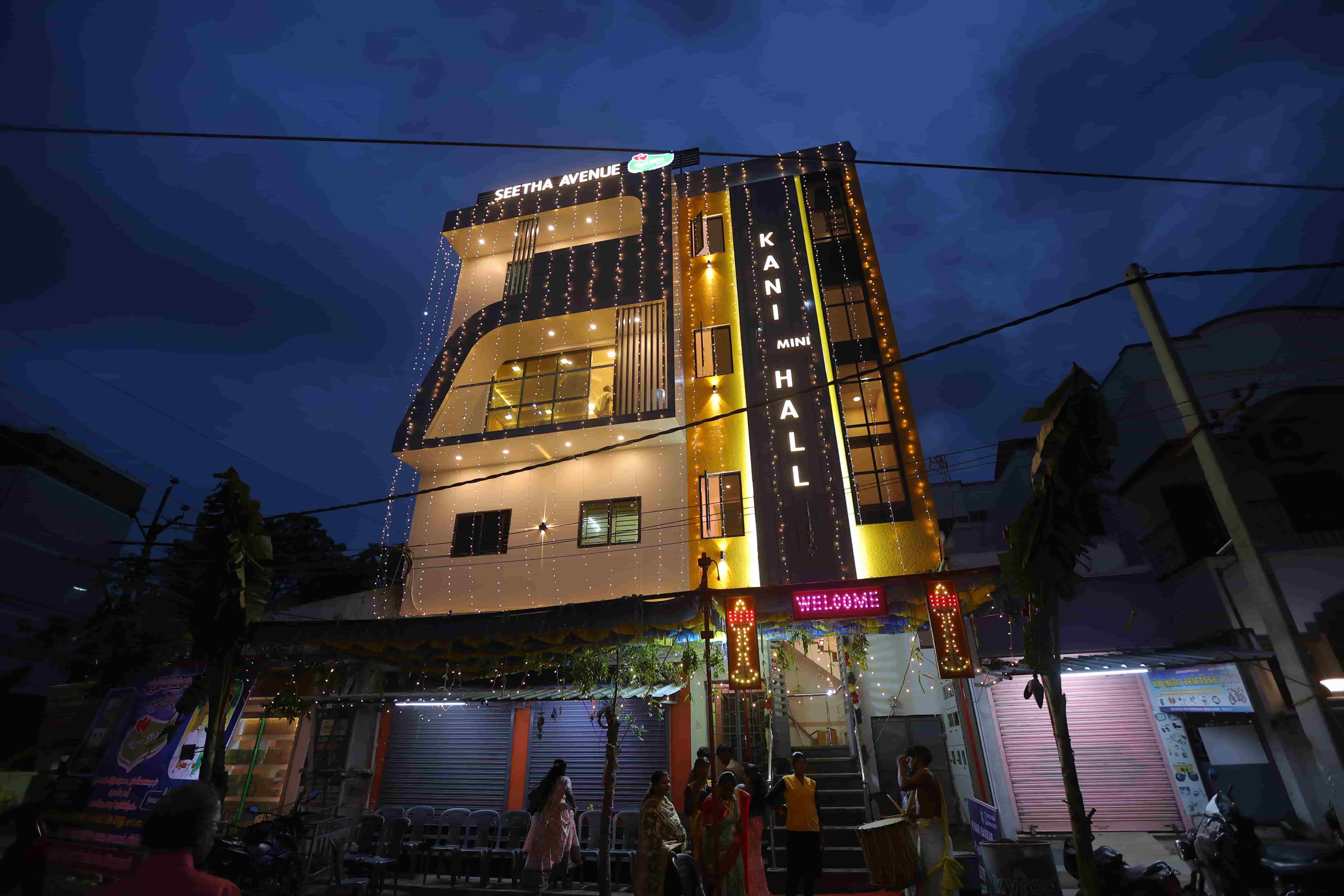 Kani Mini Hall Gallery - mini hall front view from entrance